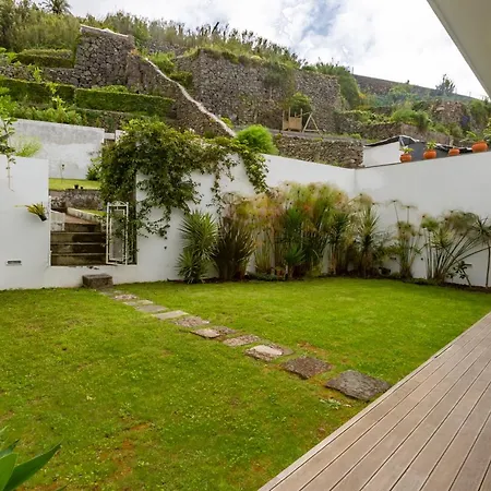 My Angra Charming House Guest house Angra do Heroismo