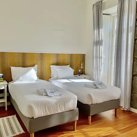 My Angra Charming House ゲストハウス 3*