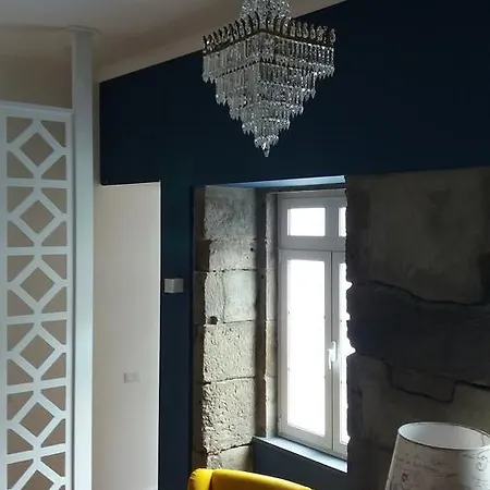 ゲストハウス My Angra Charming House アングラ・ド・エロイーズモ