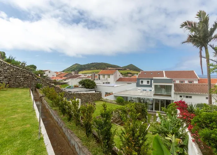 My Angra Charming House בית הארחה