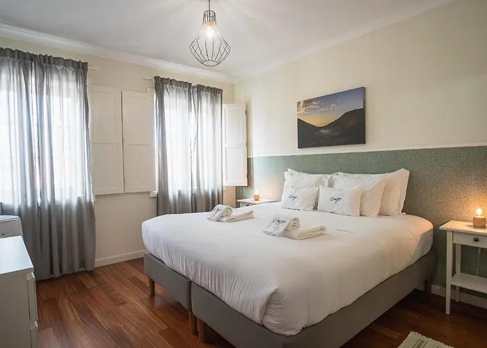 My Angra Charming House בית הארחה