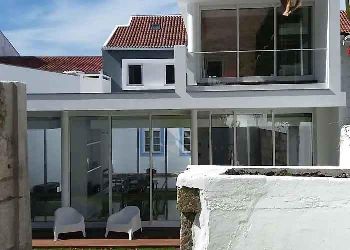 My Angra Charming House בית הארחה 3*